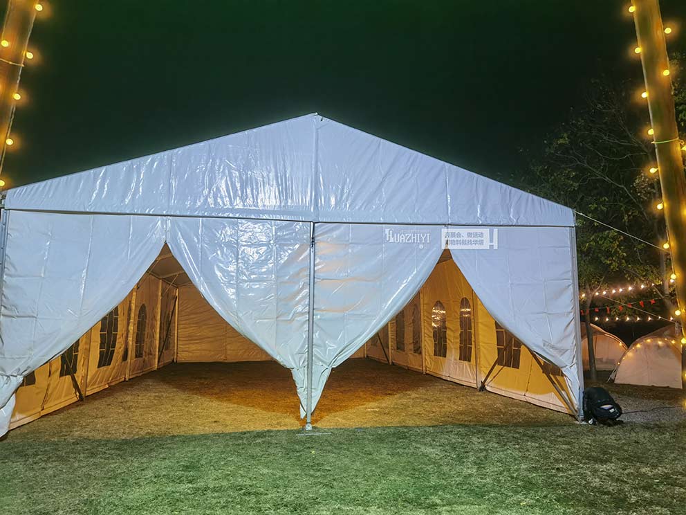 鄭州婚禮篷房出租公司在露營新領地內搭建篷房